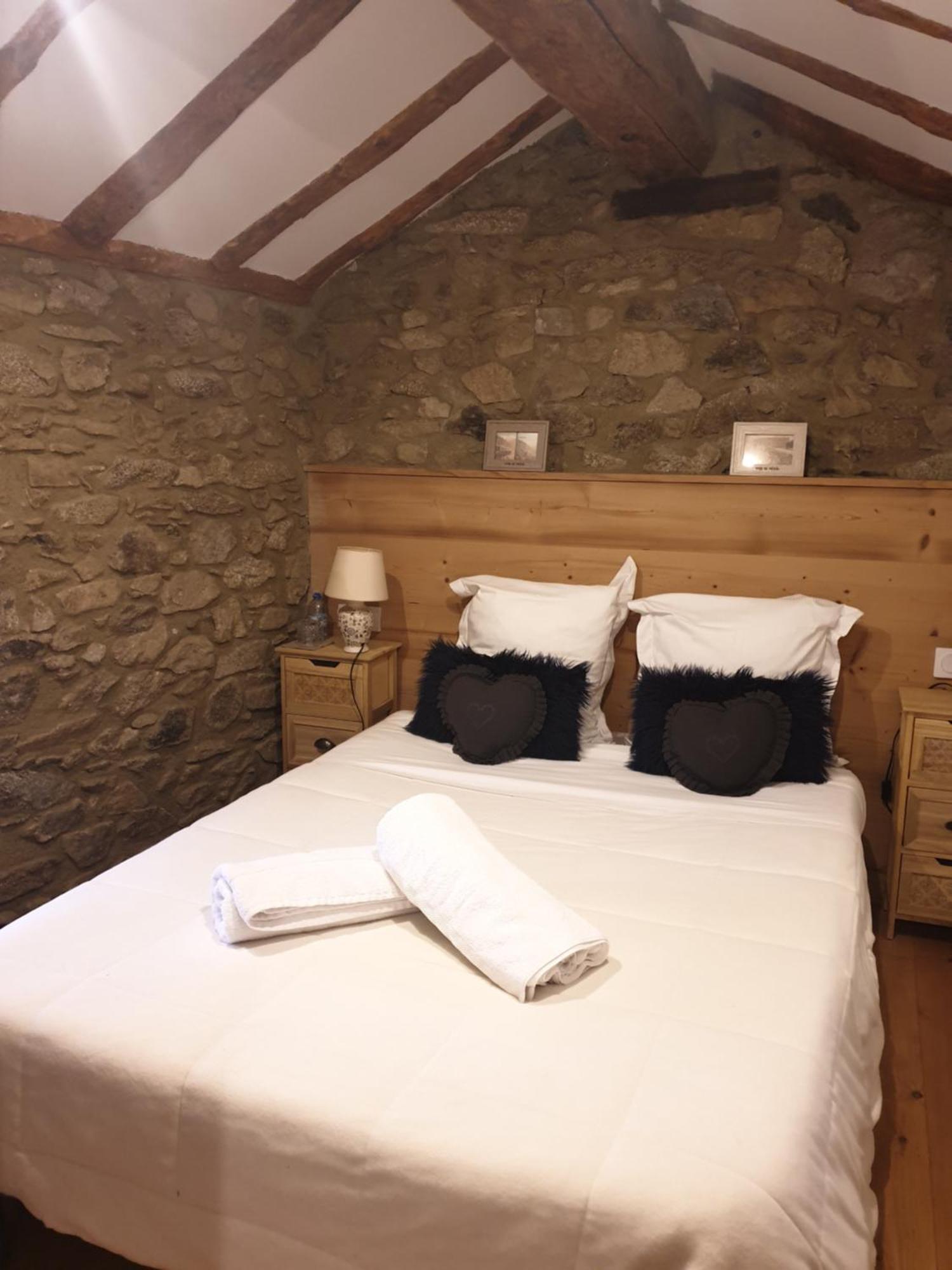 La Petite Chapelle Otel Font-Romeu-Odeillo-Via Dış mekan fotoğraf